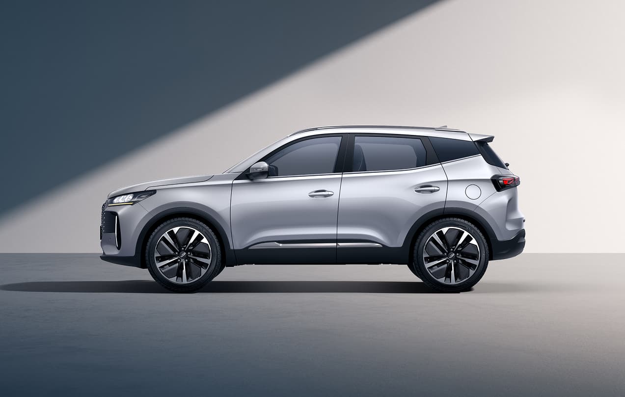 2025 Chery Tiggo Cross CSH Side View